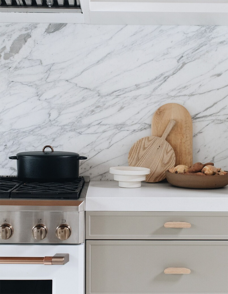 Широкая белая акриловая столешница на кухню — Modern Acrylic Stone