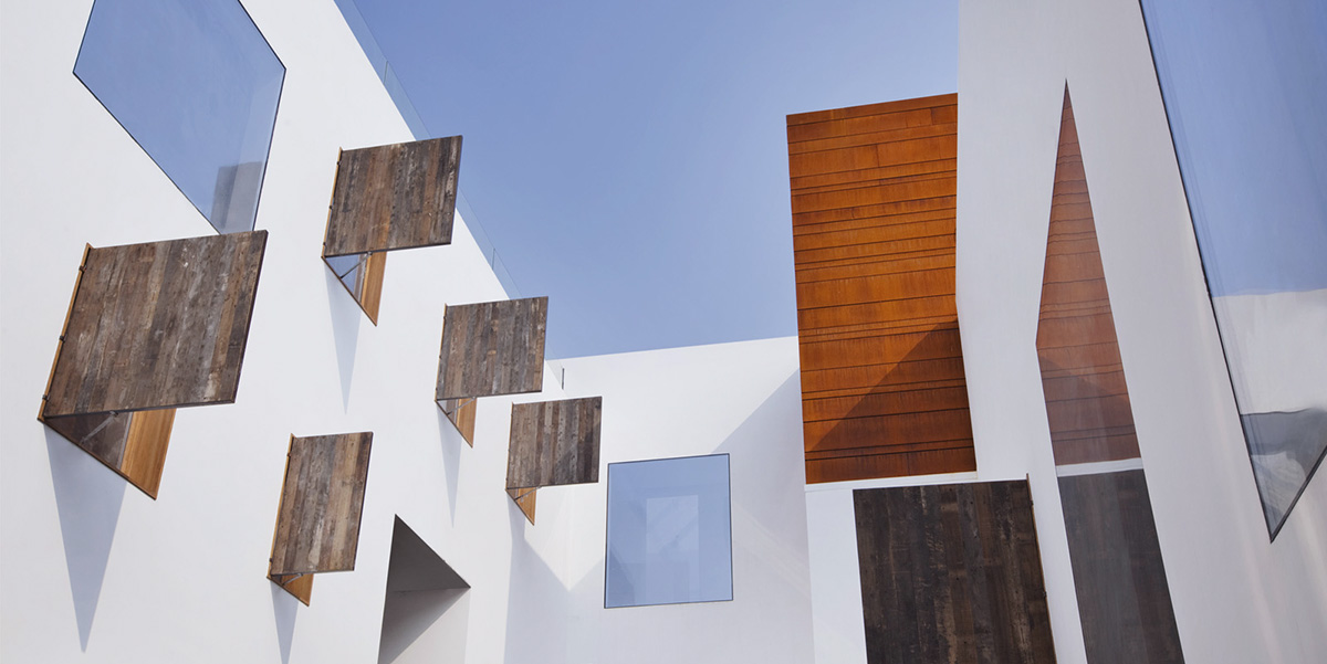 Наружная отделка дома искусственным камнем — Modern Acrylic Stone