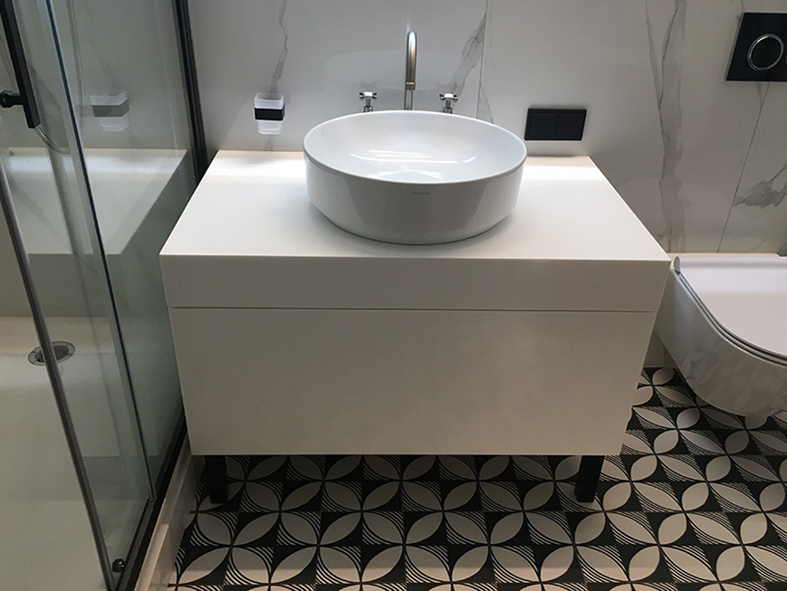 Тумба для ванни з акрилового каменю Staron Bright White BW010 – основне фото – Modern Acrylic Stone
