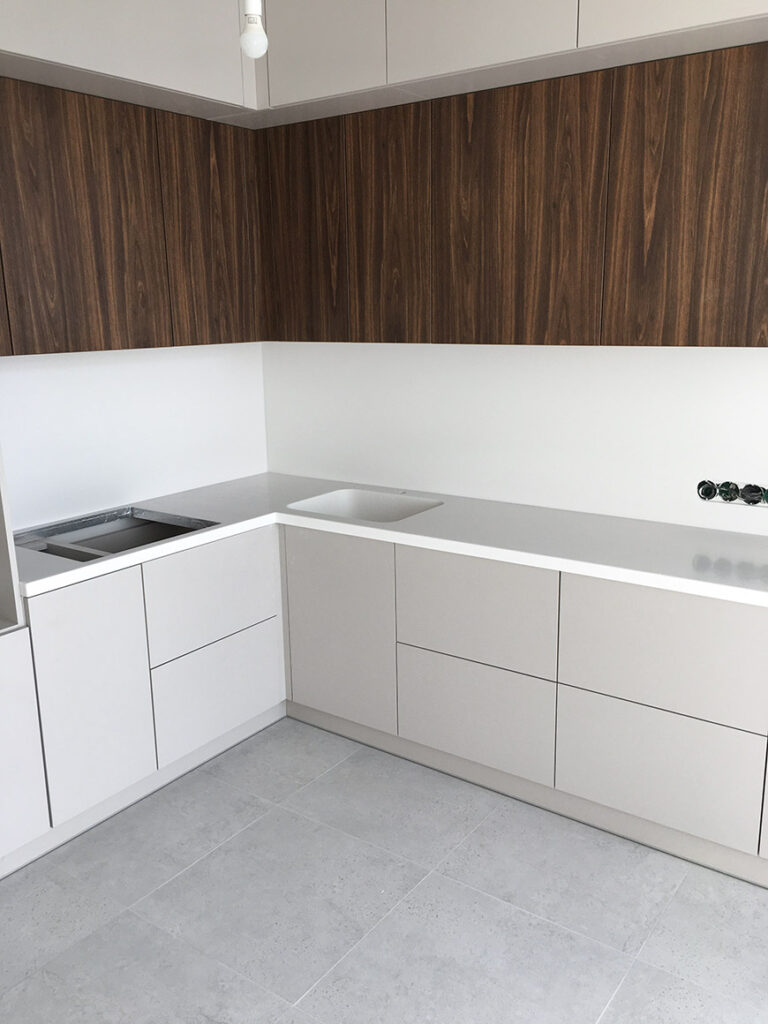 Столешница с мойкой для кухни Grandex S-203 Sparkling Sand – фото 2 – Modern Acrylic Stone