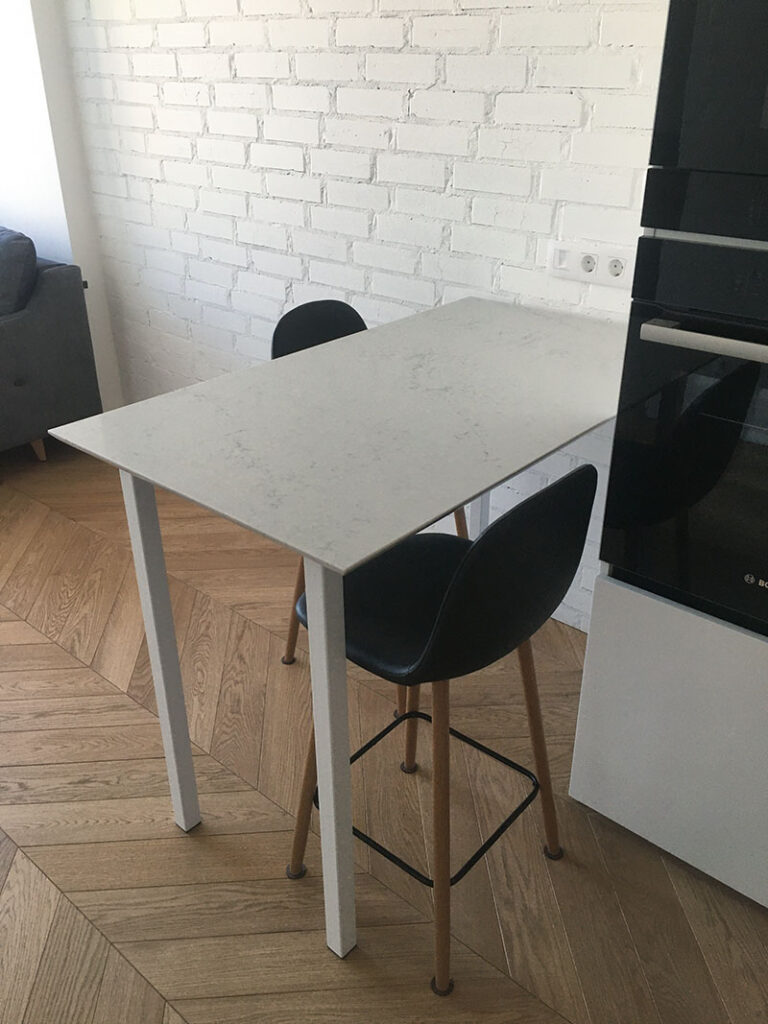 Cтол из кварцевого камня Caesarstone 5211 Noble Grey – фото 5 – Modern Acrylic Stone