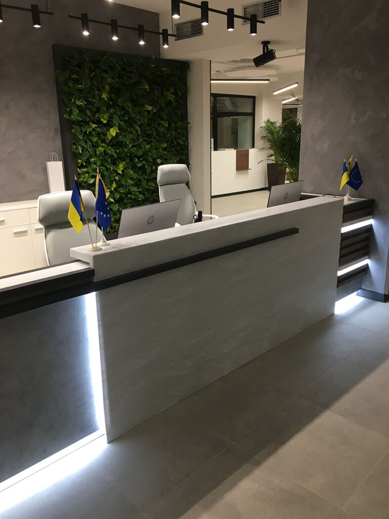 Ресепшн для банка из акрилового камня Grandex M-718 Neptun Trident – фото 2 – Modern Acrylic Stone
